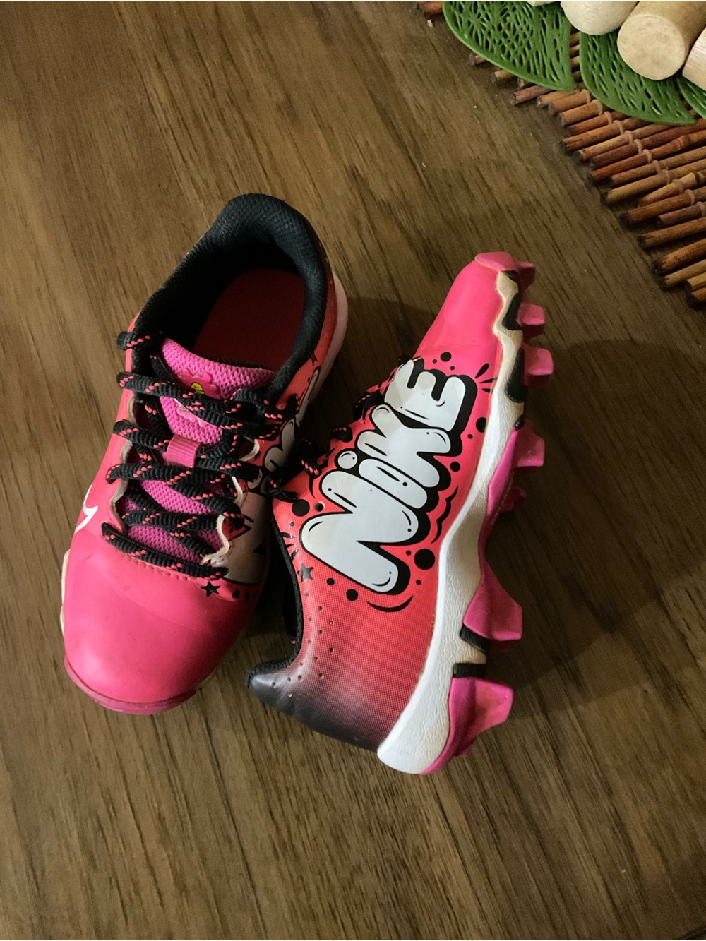 Nike Youth 12C Cleats Fuchsia Pink Excellent Condition